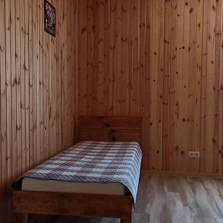 Hotel Eco House à TTchornomorsk Chambre photo