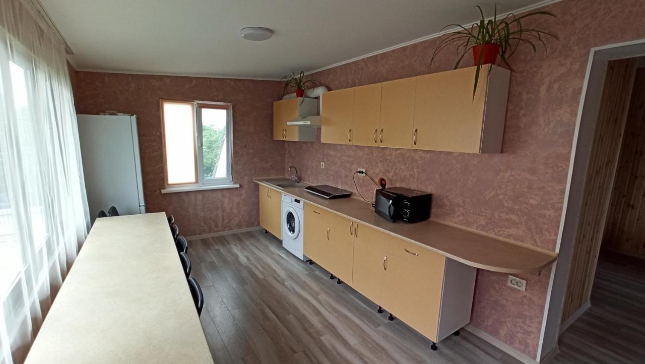 Hotel Eco House à TTchornomorsk Extérieur photo