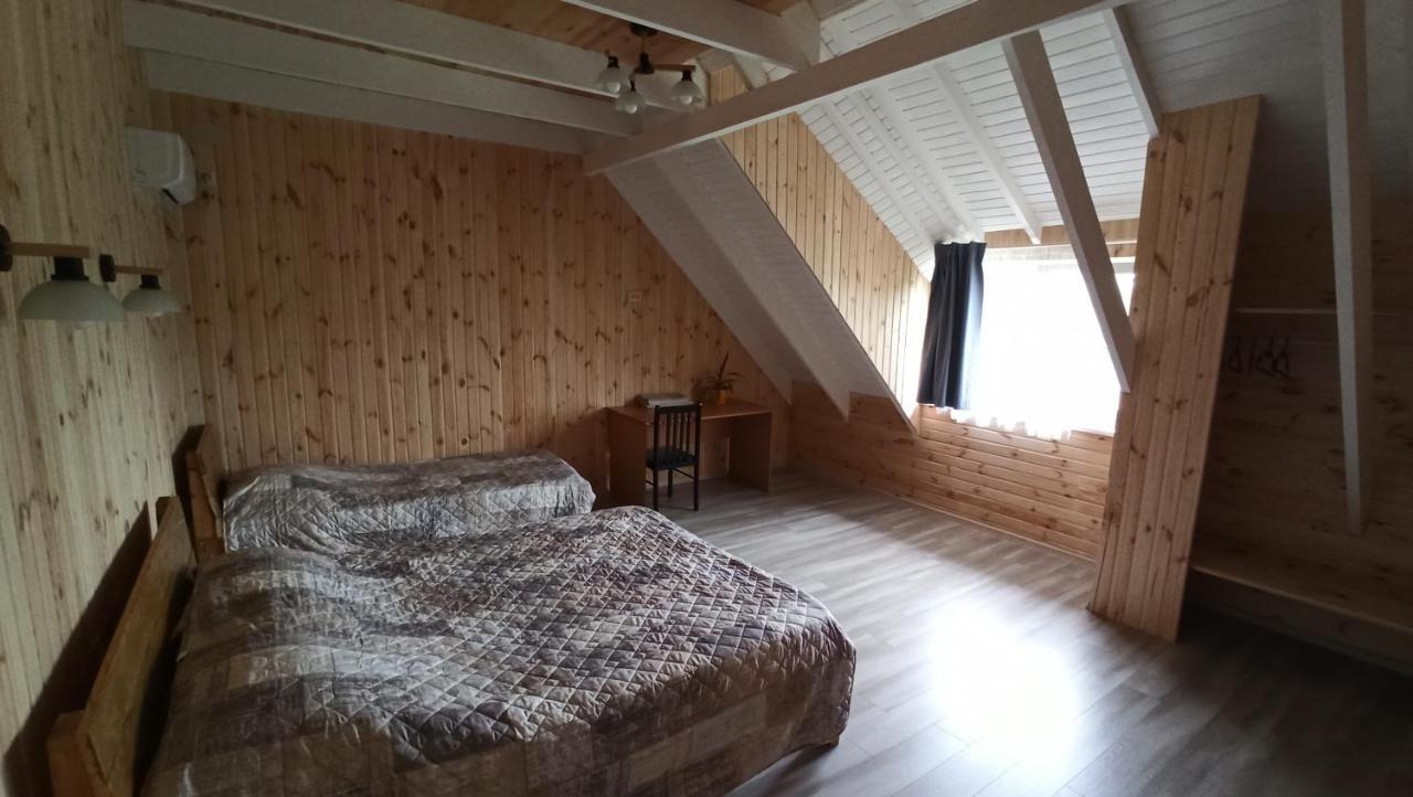 Hotel Eco House à TTchornomorsk Extérieur photo