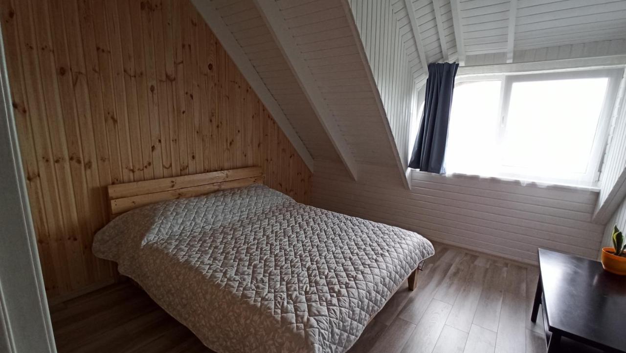 Hotel Eco House à TTchornomorsk Extérieur photo