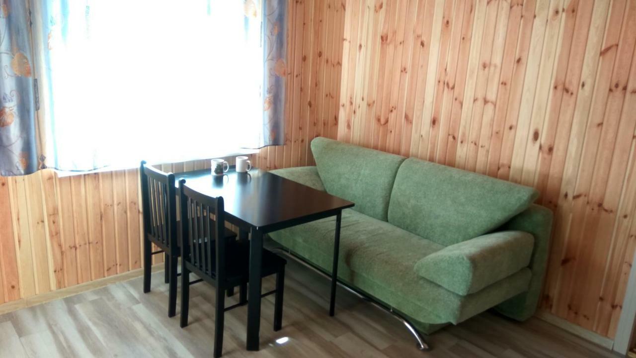 Hotel Eco House à TTchornomorsk Extérieur photo