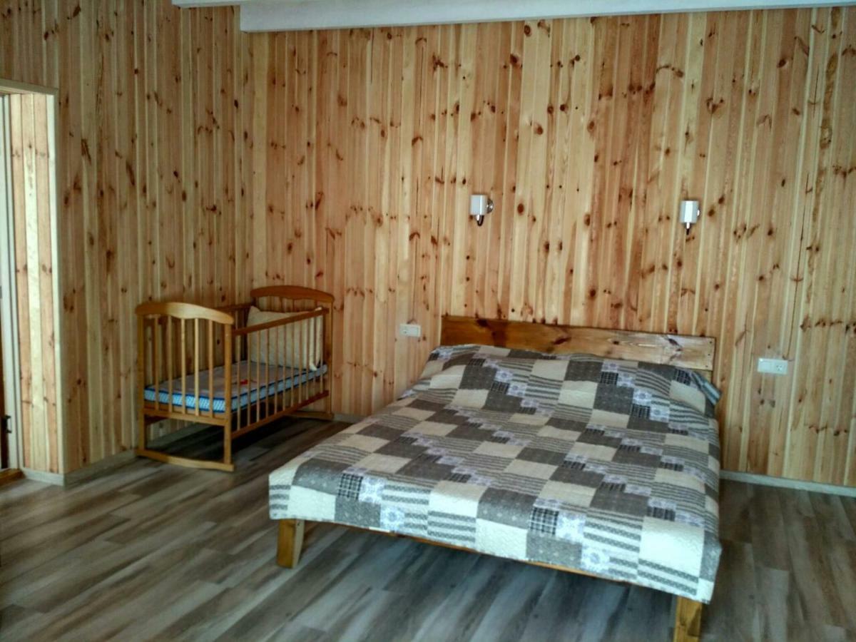 Hotel Eco House à TTchornomorsk Extérieur photo