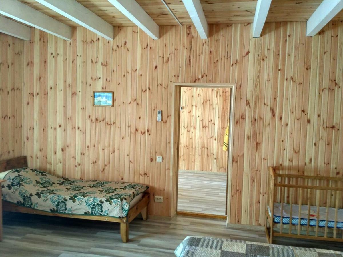 Hotel Eco House à TTchornomorsk Extérieur photo